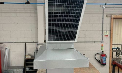 Rectangular ductwork with integrated grille for air distribution